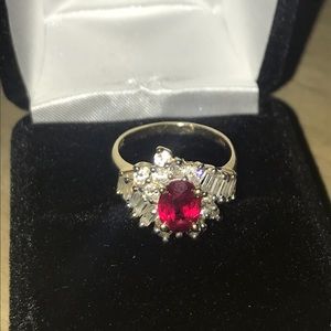 14k Ring Size:7